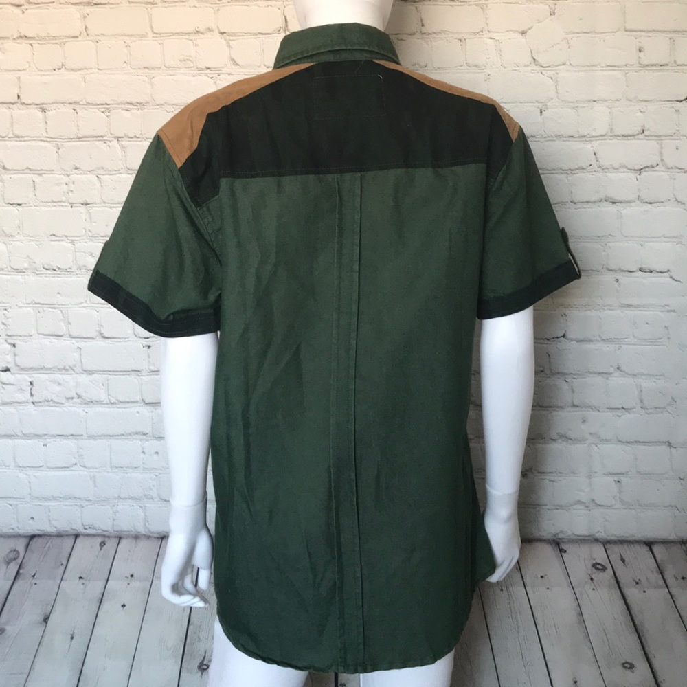 Short Sleeve Button Up - Picture 3 of 4